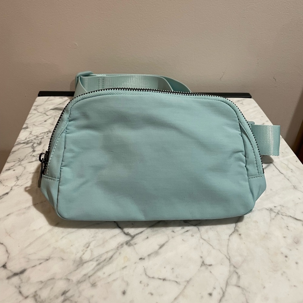 HALARA casual waist bag